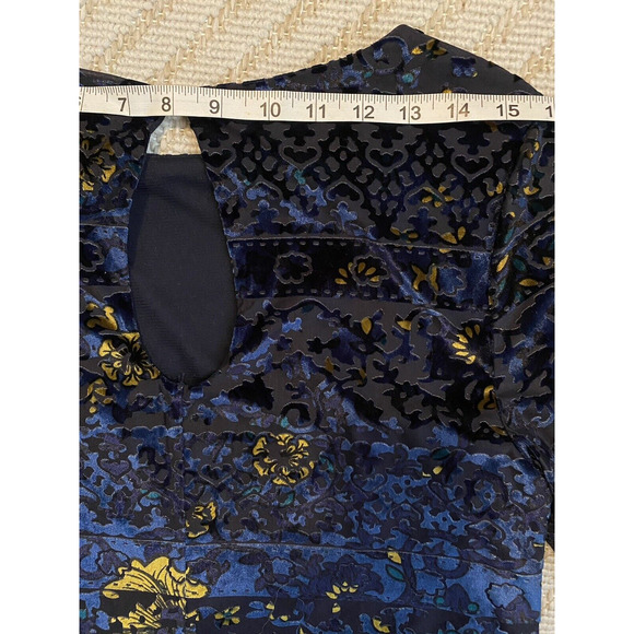 NWT Eci NY Shift Dress Medium Navy & Gold Velvet Flutter Bell Sleeves Boho Dress - Picture 16 of 16